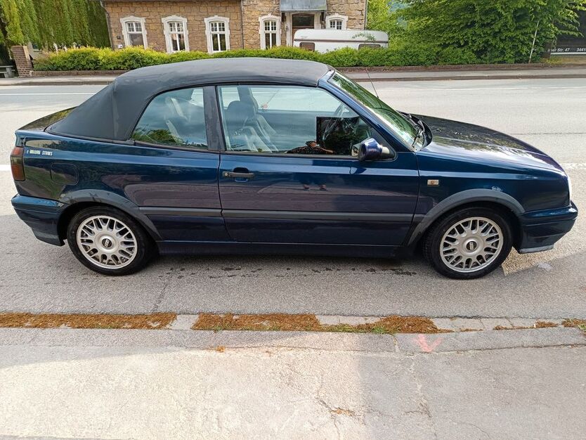 VW Golf 238.000 km 2.200 € Warburg 34414