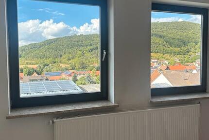 Wohnung Habichtswald - 3 Zimmer, 85 m&sup2;, 800&euro; | Angebot:26237992