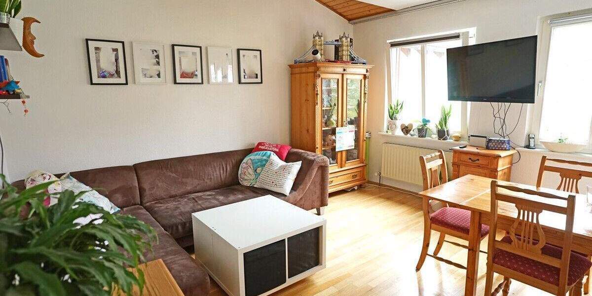 Etagenwohnung Zierenberg - 4 Zimmer, 98 m&sup2;, 139.000&euro; | Angebot:25668401