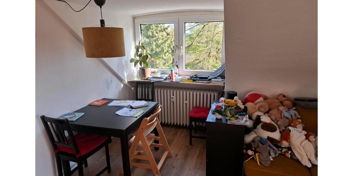 Dachgeschoßwohnung Kassel Kirchditmold - 3 Zimmer, 65 m&sup2;, 600&euro; | Angebot:26241373