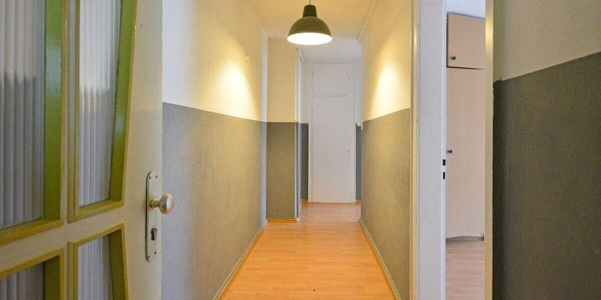 Etagenwohnung Kassel Mitte - 2 Zimmer, 63 m&sup2;, 150.000&euro; | Angebot:25735167