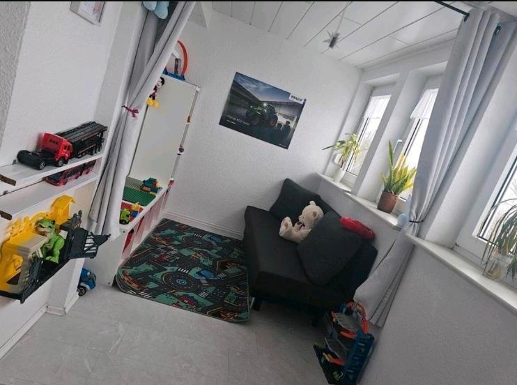 Einfamilienhaus Calden - 9 Zimmer, 180 m&sup2;, 329.000&euro; | Angebot:26176387