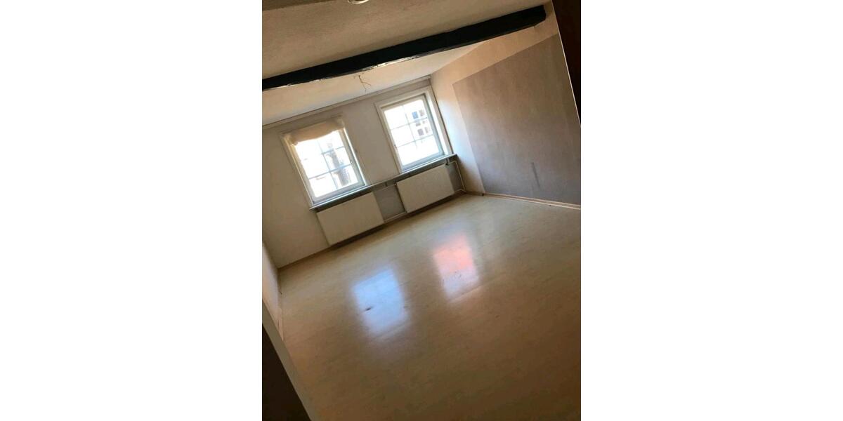 Etagenwohnung Spangenberg - 3 Zimmer, 95 m&sup2;, 750&euro; | Angebot:26503038