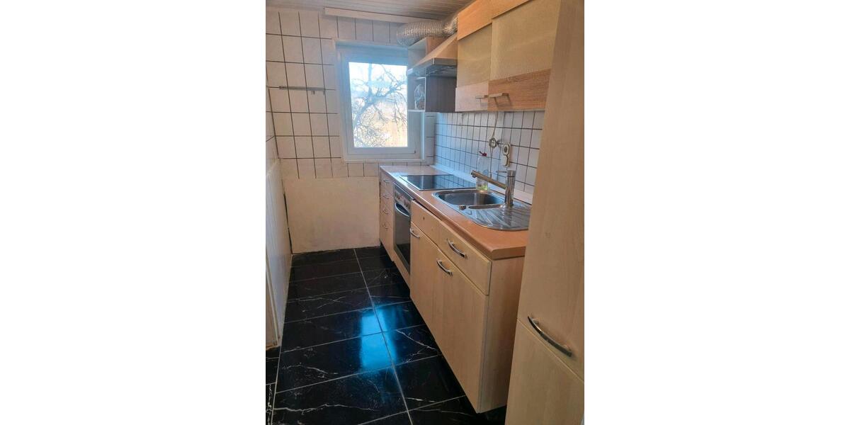 Etagenwohnung Bad Emstal - 4 Zimmer, 80 m&sup2;, 850&euro; | Angebot:26610200