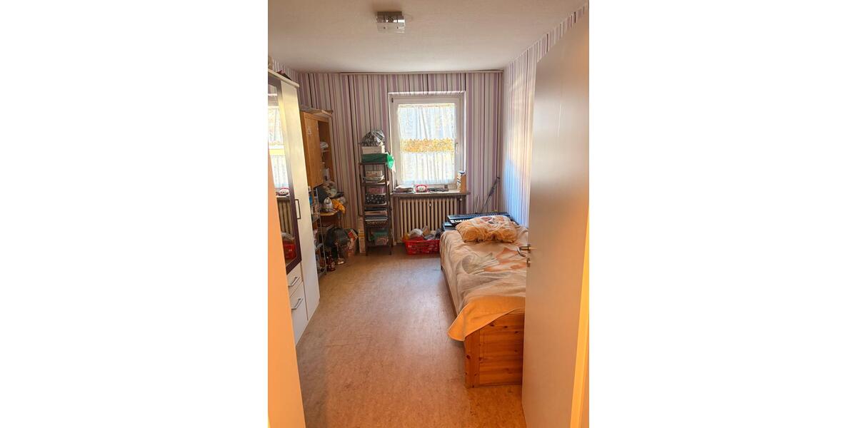 Etagenwohnung Kassel Vorderer Westen - 3 Zimmer, 65 m&sup2;, 145.000&euro; | Angebot:26477869