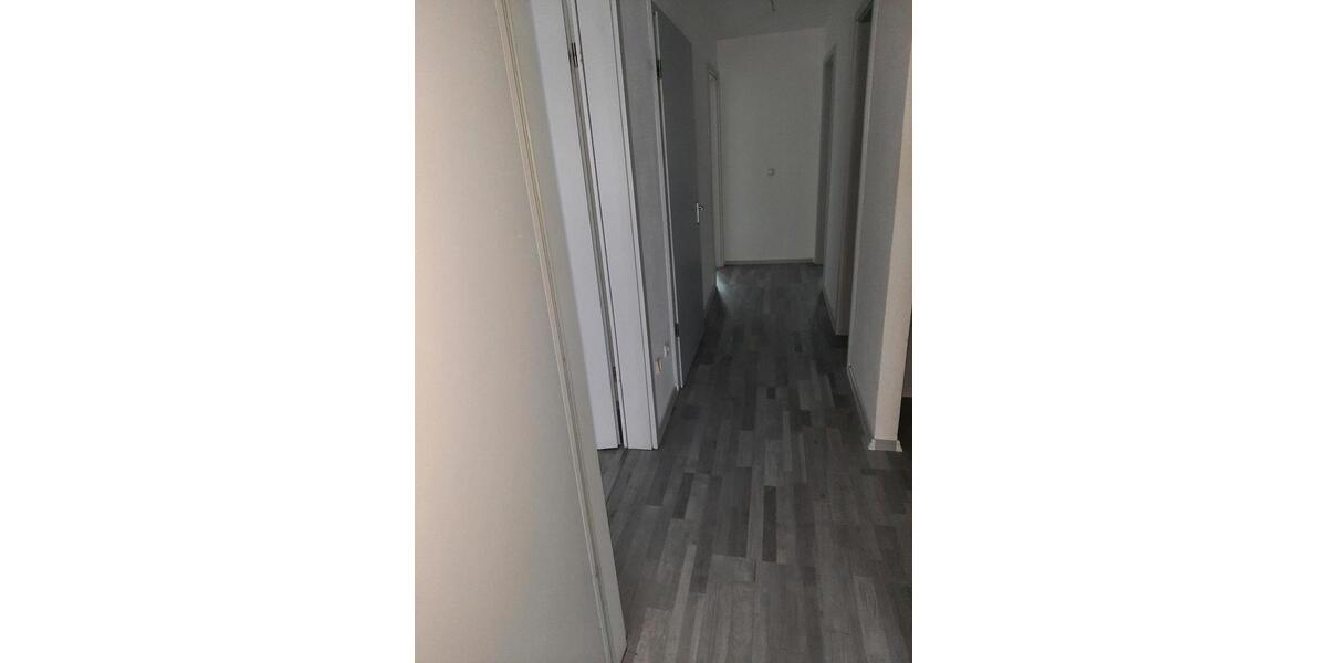 Etagenwohnung Kassel Bettenhausen - 3 Zimmer, 72 m&sup2;, 800&euro; | Angebot:26382681
