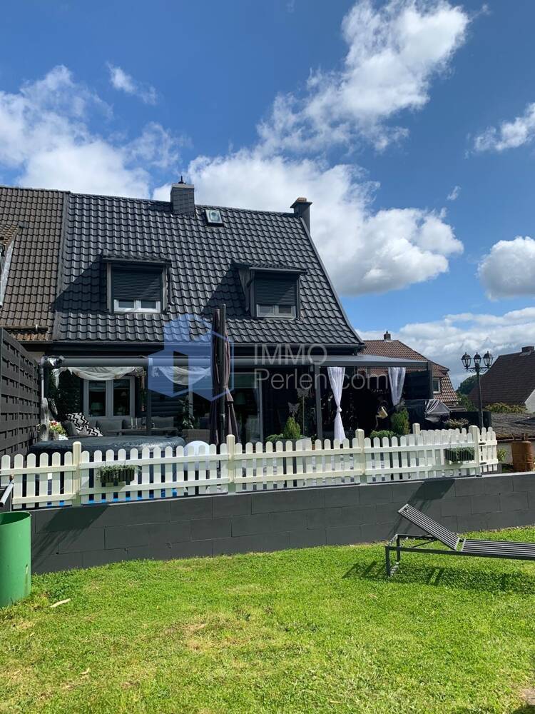 Moderne Doppelhaushälfte in ruhiger Lage-saniert & einzugsbereit in GroßalmerodeRommerode