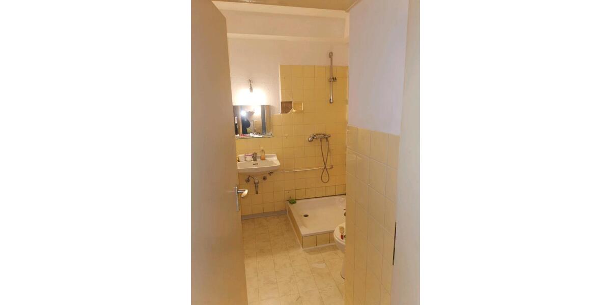 Etagenwohnung Kassel Philippinenhof-Warteberg - 1 Zimmer, 32 m&sup2;, 78.000&euro; | Angebot:27243039