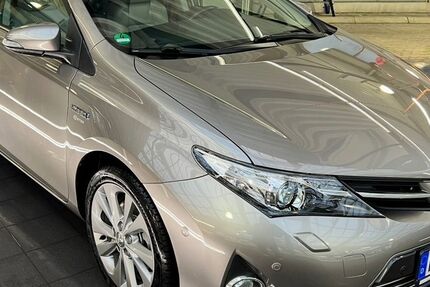 Toyota Auris 78.450 km 13.499 &euro; Baunatal 34225