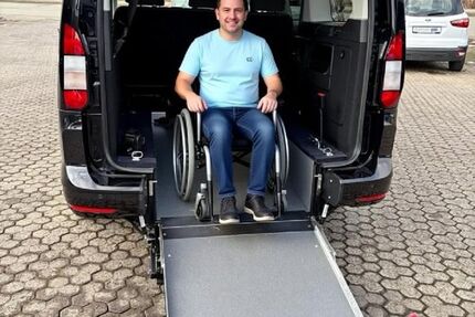 Ford Grand Tourneo 10.046 km 40.500 &euro; Wolfhagen 34466