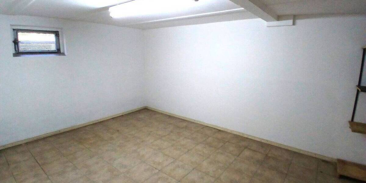 Mehrfamilienhaus, Wohnhaus Vellmar Frommershausen - 9 Zimmer, 210 m&sup2;, 415.000&euro; | Angebot:26730942