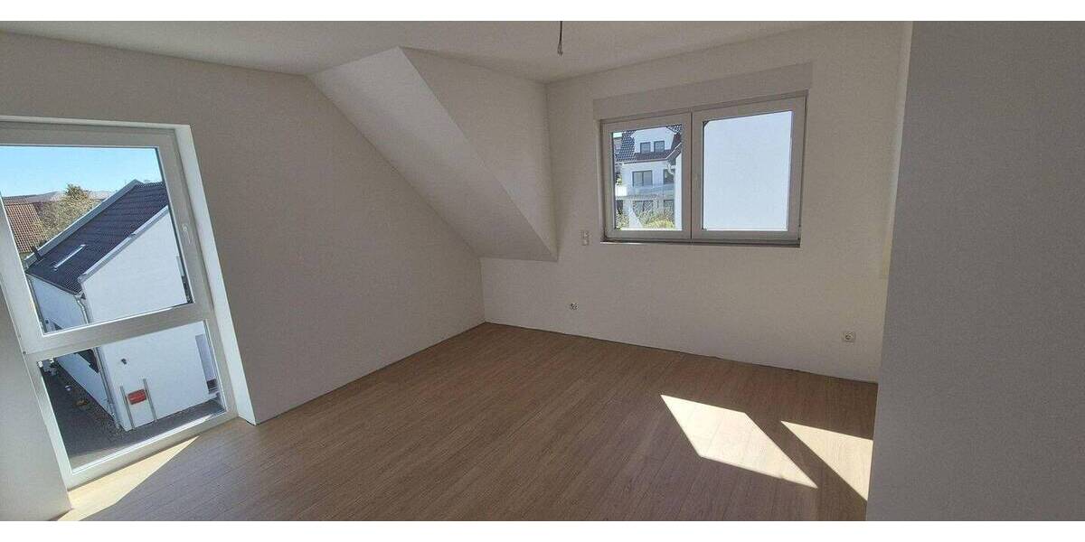 Reihenmittelhaus Fuldatal Ihringshausen - 4 Zimmer, 140 m&sup2;, 1.690&euro; | Angebot:26089762