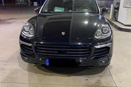 Porsche Cayenne 162.582 km 44.444 &euro; Kassel 34117