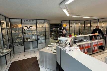 Laden - Büroflache mit Ausstellung oder Lagerfläche 4 zimmer