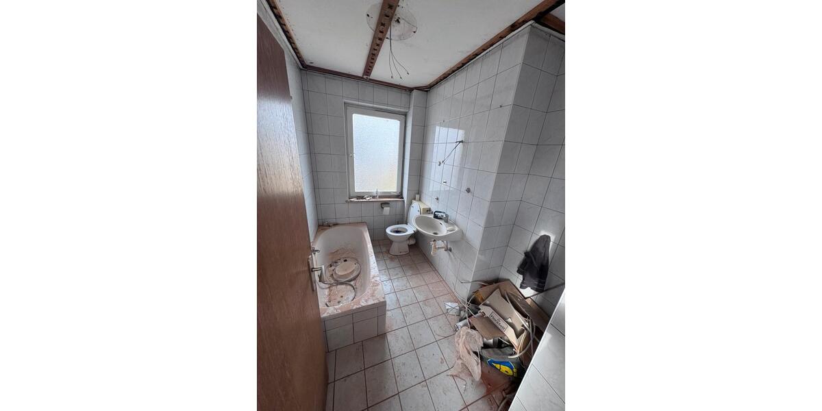 Etagenwohnung Kassel - 3.5 Zimmer, 80 m&sup2;, 830&euro; | Angebot:24806761