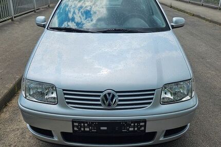 VW Polo