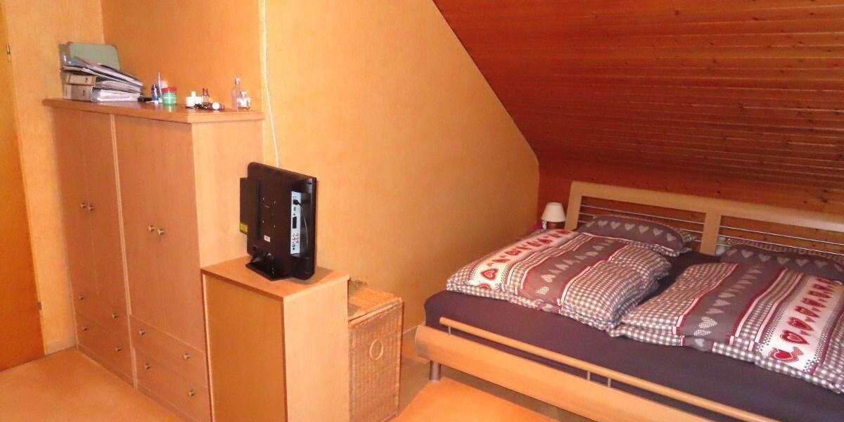 Doppelhaushälfte Niestetal Heiligenrode - 7 Zimmer, 132 m&sup2;, 349.000&euro; | Angebot:25153138