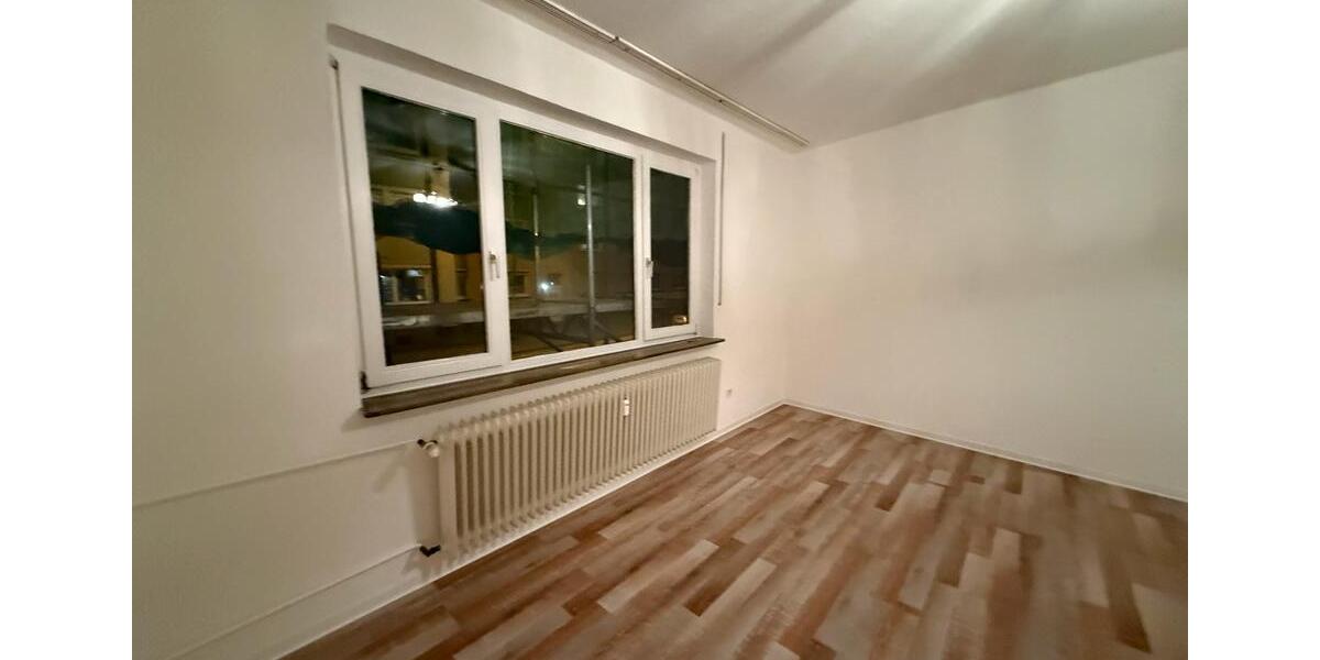 Erdgeschoßwohnung Kassel Bettenhausen - 4 Zimmer, 81 m&sup2;, 750&euro; | Angebot:25152822