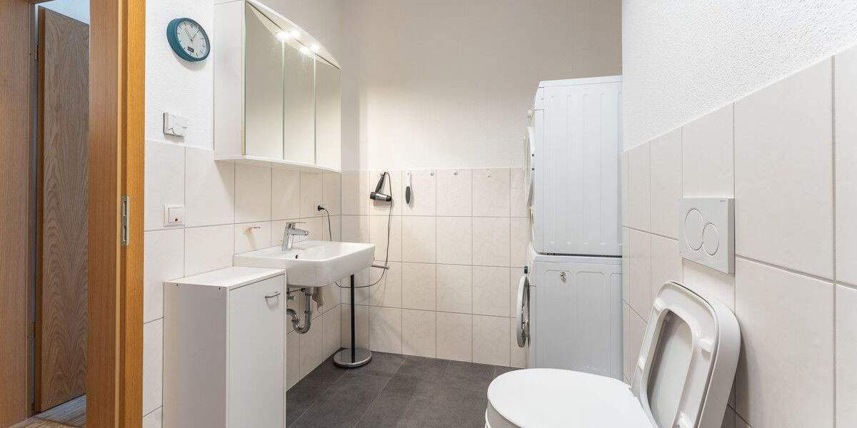 4-Zimmerwohnung mit Balkon und Galerie-Zimmer - mitten im Leben! 4 zimmer