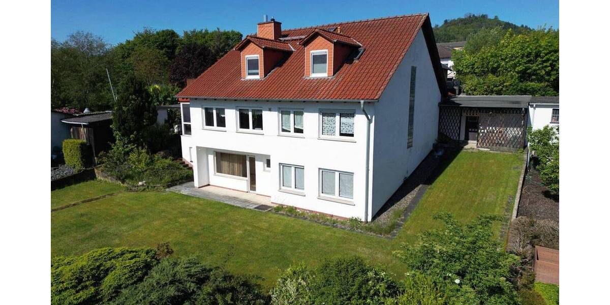 Einfamilienhaus Baunatal Großenritte - 7 Zimmer, 230 m&sup2;, 440.000&euro; | Angebot:26731014