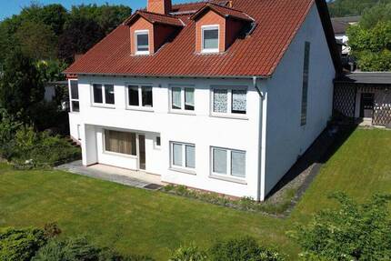 Haus Baunatal Großenritte - 7 Zimmer, 230 m&sup2;, 440.000&euro; | Angebot:26731014