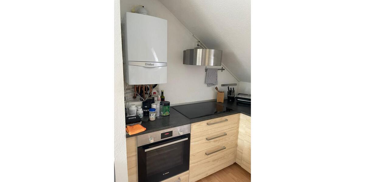 Etagenwohnung Kassel Südstadt - 2 Zimmer, 70 m&sup2;, 570&euro; | Angebot:25395522