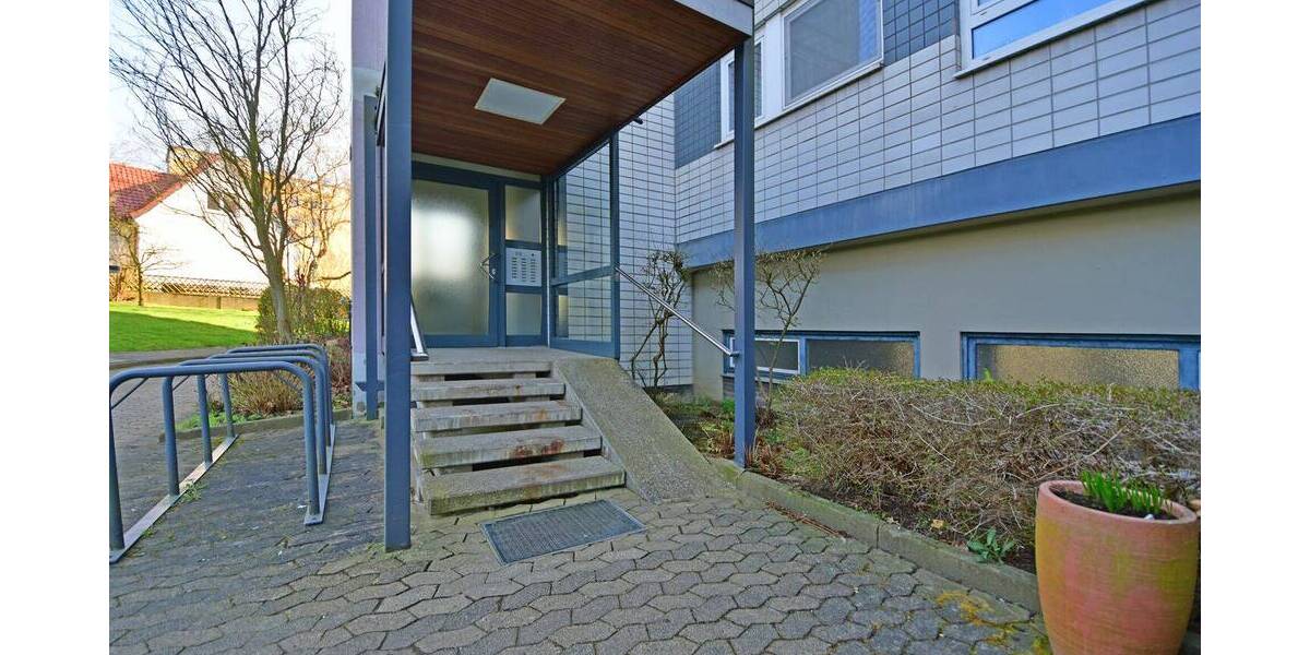 Etagenwohnung Kassel Wolfsanger/Hasenhecke - 3 Zimmer, 82 m&sup2;, 158.000&euro; | Angebot:26153826