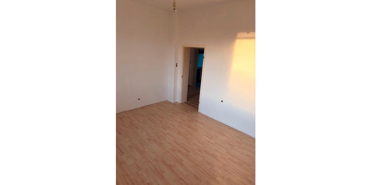 Etagenwohnung Kassel Bettenhausen - 4 Zimmer, 115 m&sup2;, 490&euro; | Angebot:24830012