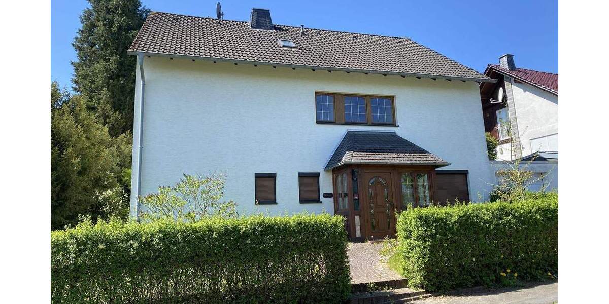 Familienfr. 1-2 Fam.-Haus in ruhiger Panoramal. von Fuldatal-Simmersh. 9 zimmer