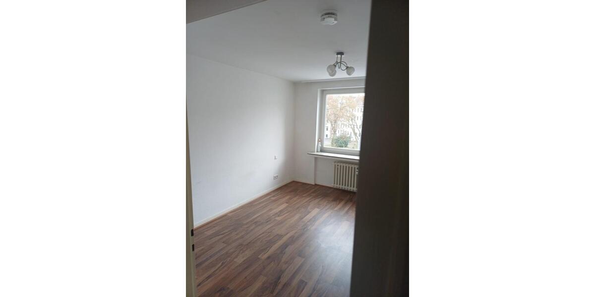 Etagenwohnung Kassel Philippinenhof-Warteberg - 3 Zimmer, 81 m&sup2;, 900&euro; | Angebot:26019504