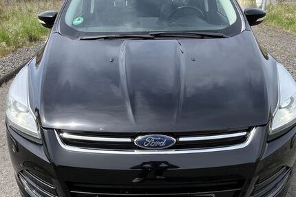 Ford Kuga 166.000 km 9.000 &euro; Kassel 34131