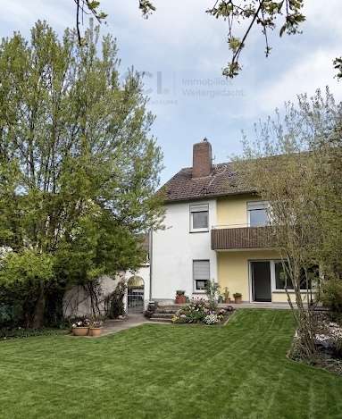 Einfamilienhaus Kassel Südstadt - 9 Zimmer, 243 m&sup2;, 679.000&euro; | Angebot:27324461