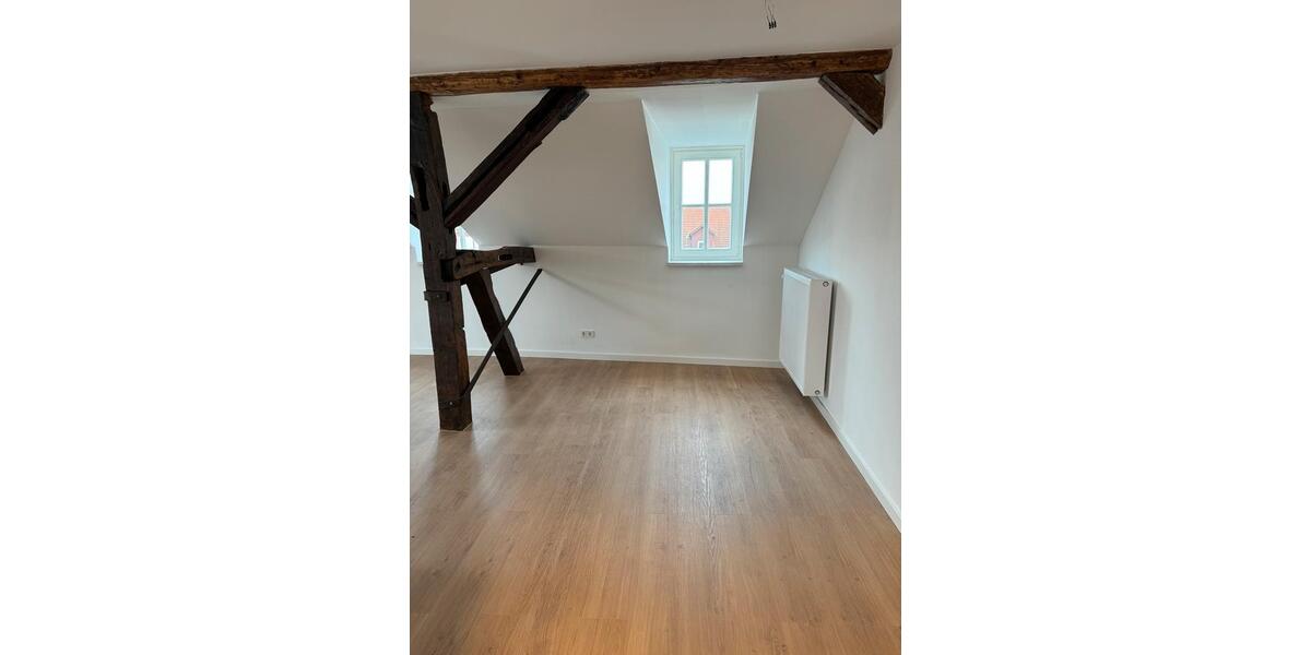 Attraktive Dachgeschosswohnung im Fachwerk 4 zimmer