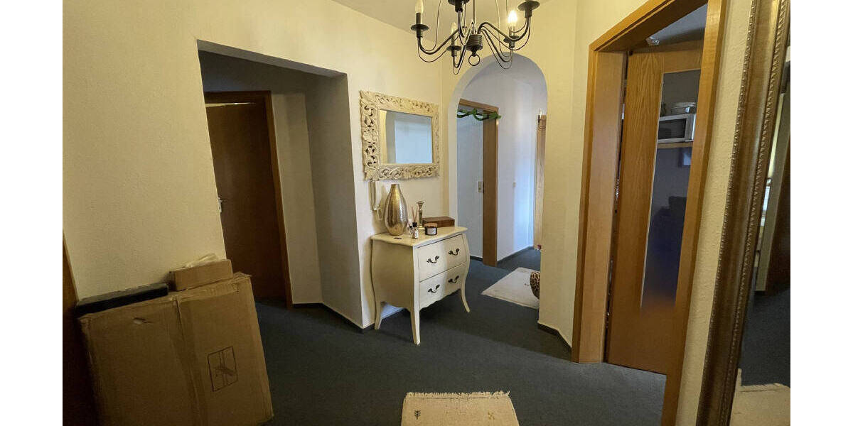 Charmante Doppelhaushälfte mit viel Potential in ruhiger Lage von Vellmar! 9 zimmer