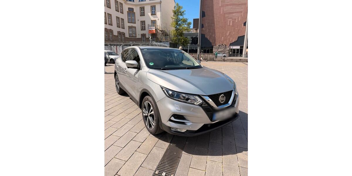 Nissan Qashqai 85.000 km 13.350 &euro; Kassel 34134