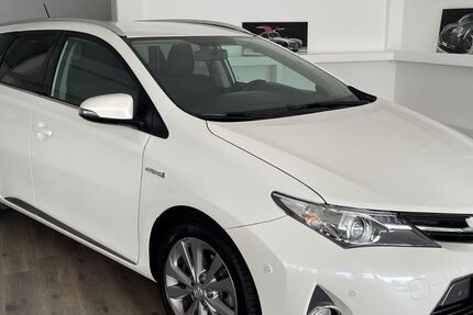 Toyota Auris 138.351 km 9.990 € Baunatal 34225