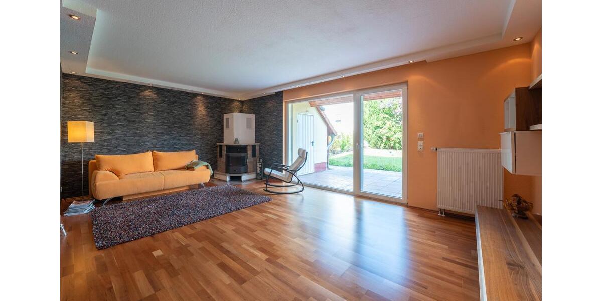 Reihenhaus Vellmar - 6 Zimmer, 134 m&sup2;, 1.700&euro; | Angebot:26638724