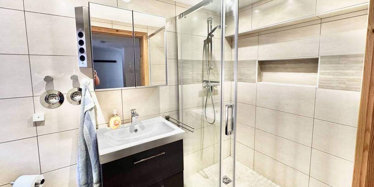 Einfamilienhaus Edermünde Holzhausen - 1 Zimmer, 356 m&sup2;, 298.000&euro; | Angebot:26161513