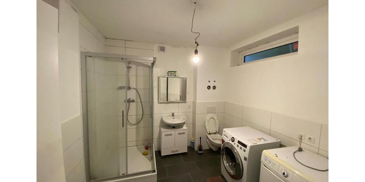 Etagenwohnung Naumburg - 3 Zimmer, 105 m&sup2;, 850&euro; | Angebot:23879472