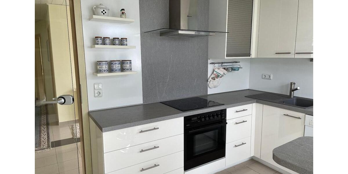 Einfamilienhaus Lohfelden - 3 Zimmer, 100 m&sup2;, 2.200&euro; | Angebot:25753736