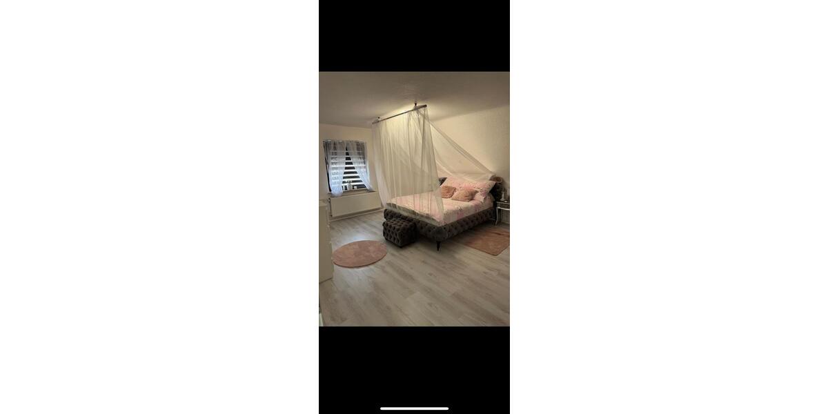 Einfamilienhaus Felsberg - 10 Zimmer, 200 m&sup2;, 300.000&euro; | Angebot:26632795