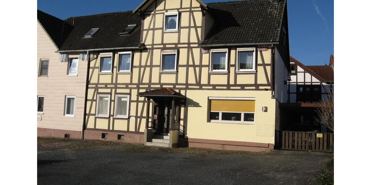 an Polizeistudentenin 2 Zi,KÜ,DUWC 2 zimmer