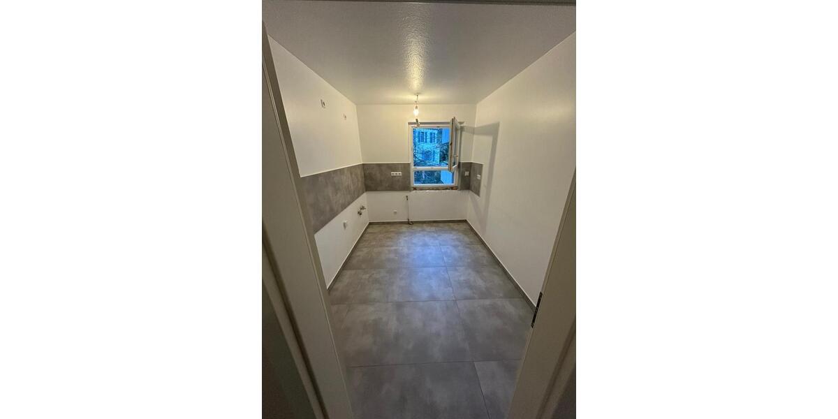 Etagenwohnung Espenau - 4 Zimmer, 130 m&sup2;, 2.300&euro; | Angebot:25718521