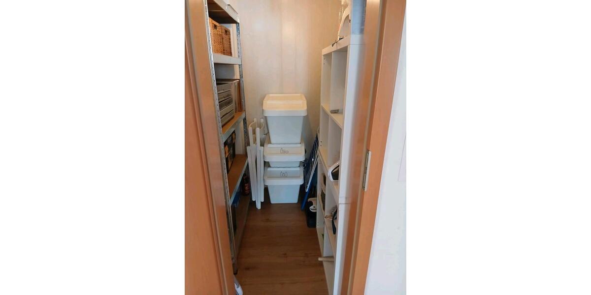 Etagenwohnung Kassel Bettenhausen - 5 Zimmer, 130 m&sup2;, 1.300&euro; | Angebot:26330033