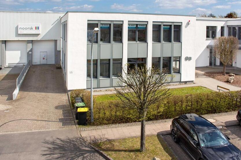 PROVISIONSFREI +++ Hallenfläche 1.002 m² mit Büro 184 m² +++ direkt vom Eigentümer