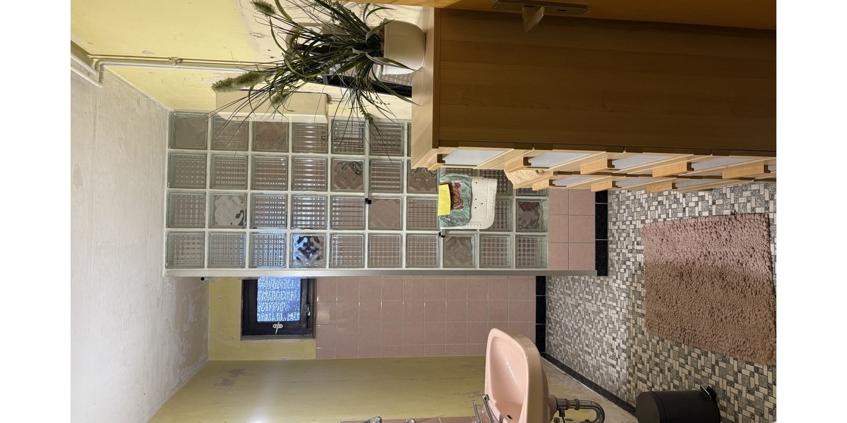 Freistehendes Einfamilienhaus mit viel Platz in schöner Lage von Witzenhausen-Unterrieden - Einfamilienhaus Witzenhausen Neuseesen | Angebot:24862375