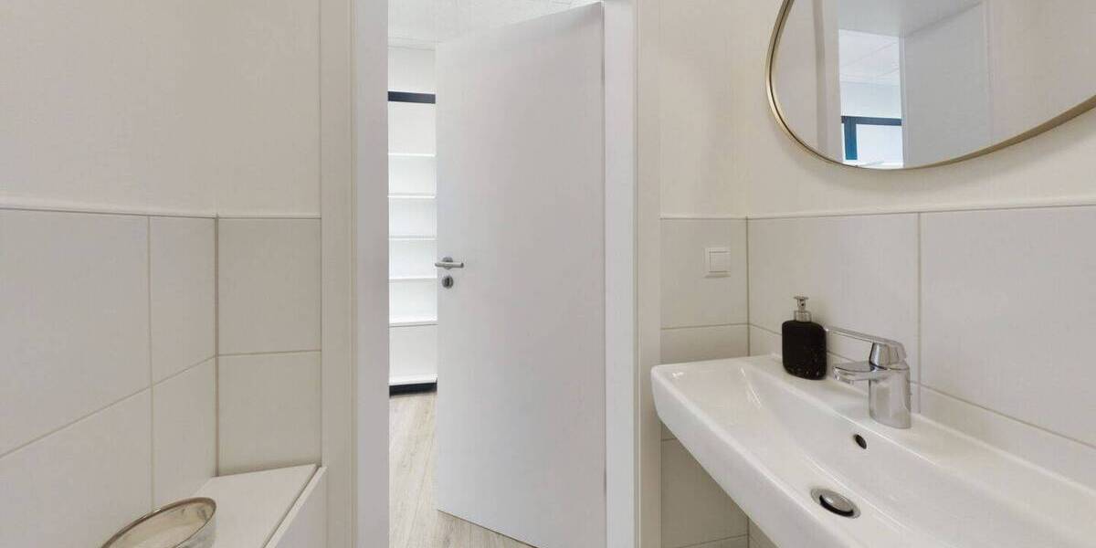 Gewerbeobjekt Kassel Bad Wilhelmshöhe - 2 Zimmer, 40 m&sup2;, 1.300&euro; | Angebot:26569971