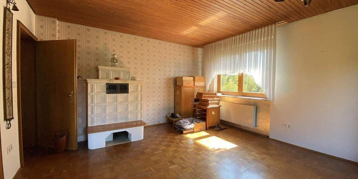 Einfamilienhaus Fuldatal Simmershausen - 9 Zimmer, 190 m&sup2;, 198.000&euro; | Angebot:25674202