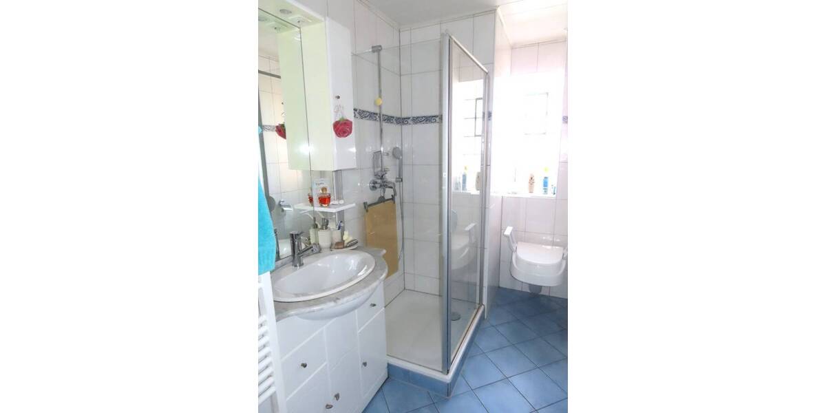 Mehrfamilienhaus, Wohnhaus Kassel Bettenhausen - 8 Zimmer, 175 m&sup2;, 259.000&euro; | Angebot:26154568