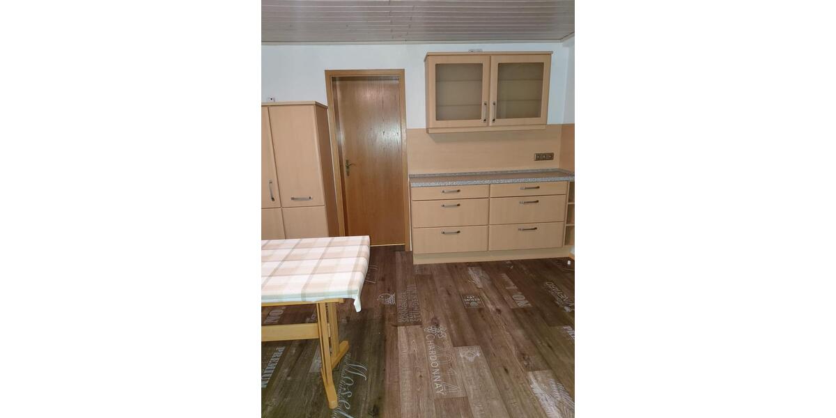 Doppelhaushälfte Hofgeismar - 6 Zimmer, 139 m&sup2;, 160.000&euro; | Angebot:25292736